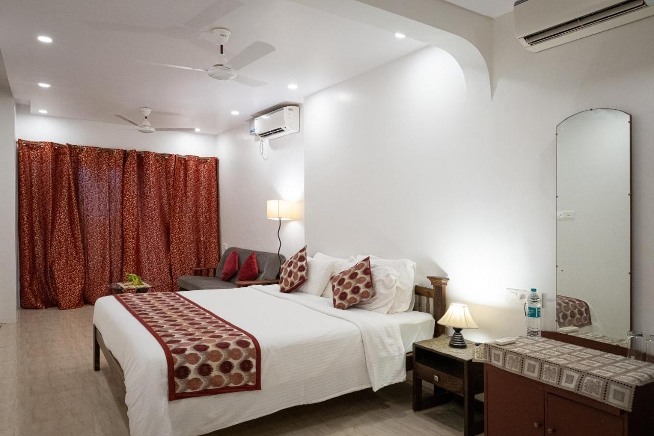 Shanu'S Seaside Inn - A Family-Run Guesthouse Just 100 Metres From Candolim Beach Exterior foto