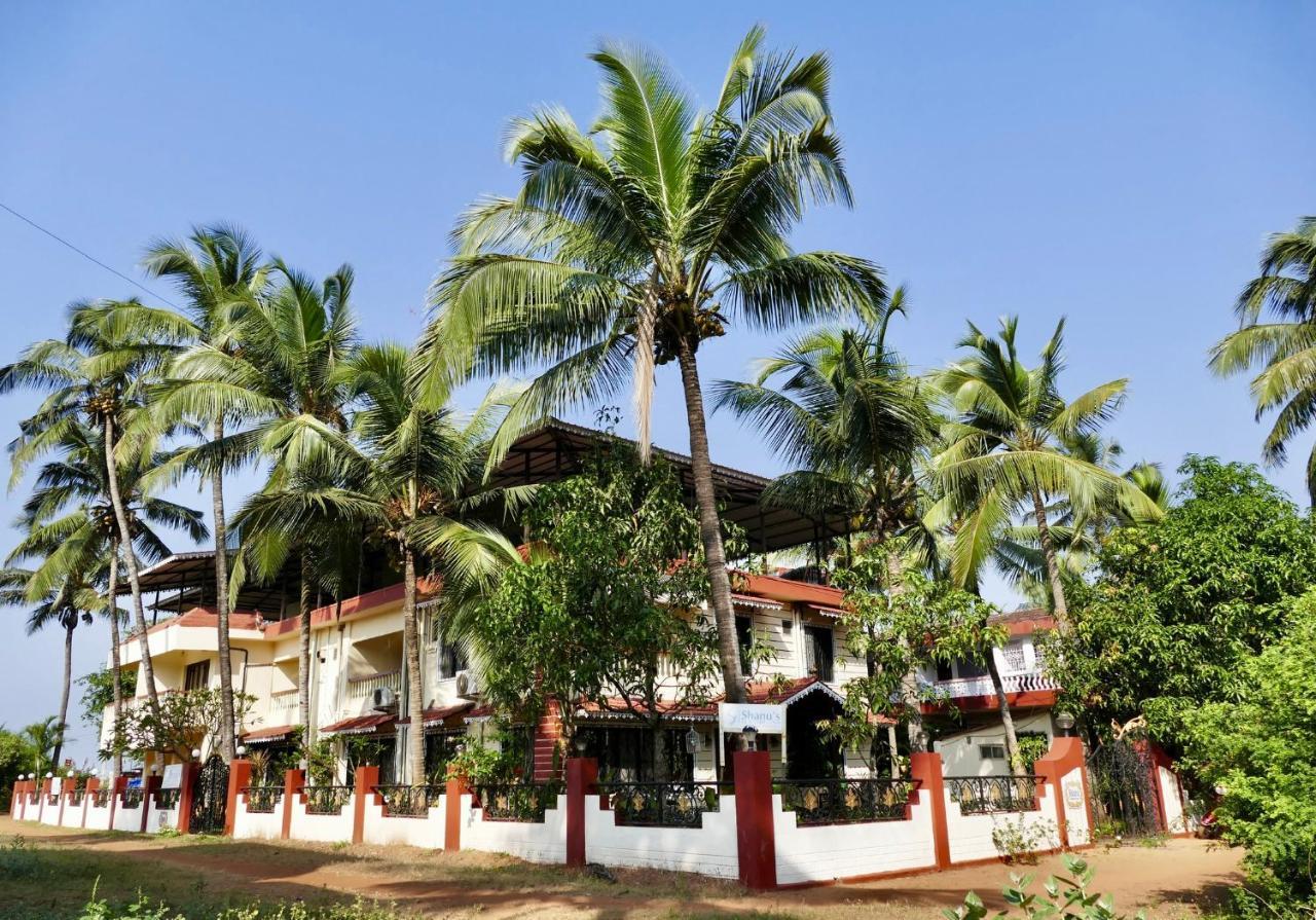 Shanu'S Seaside Inn - A Family-Run Guesthouse Just 100 Metres From Candolim Beach Exterior foto