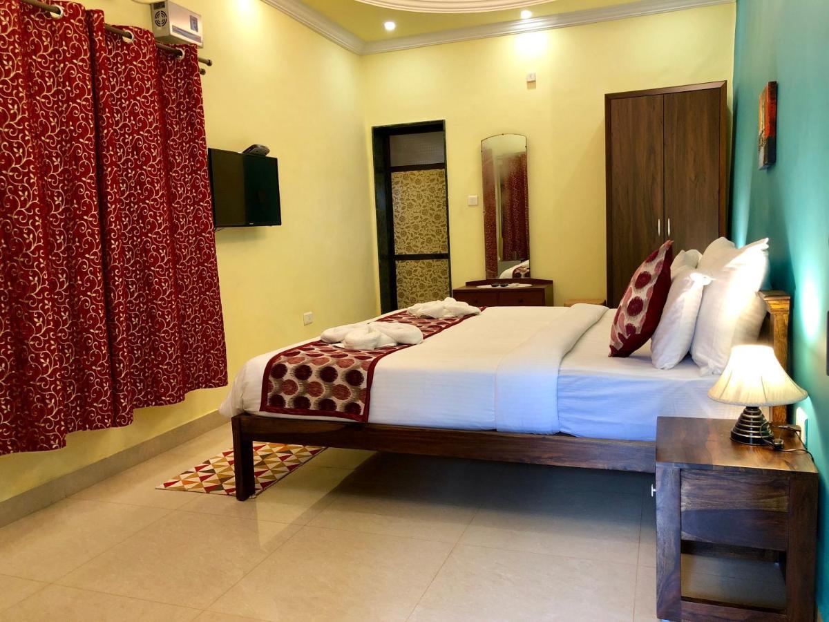 Shanu'S Seaside Inn - A Family-Run Guesthouse Just 100 Metres From Candolim Beach Exterior foto